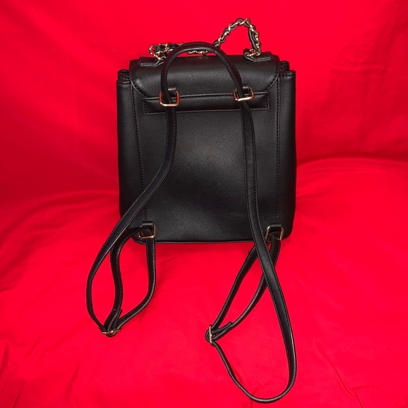 GUESS Quilted Backpack with convertible straps. - Picture 2 of 6